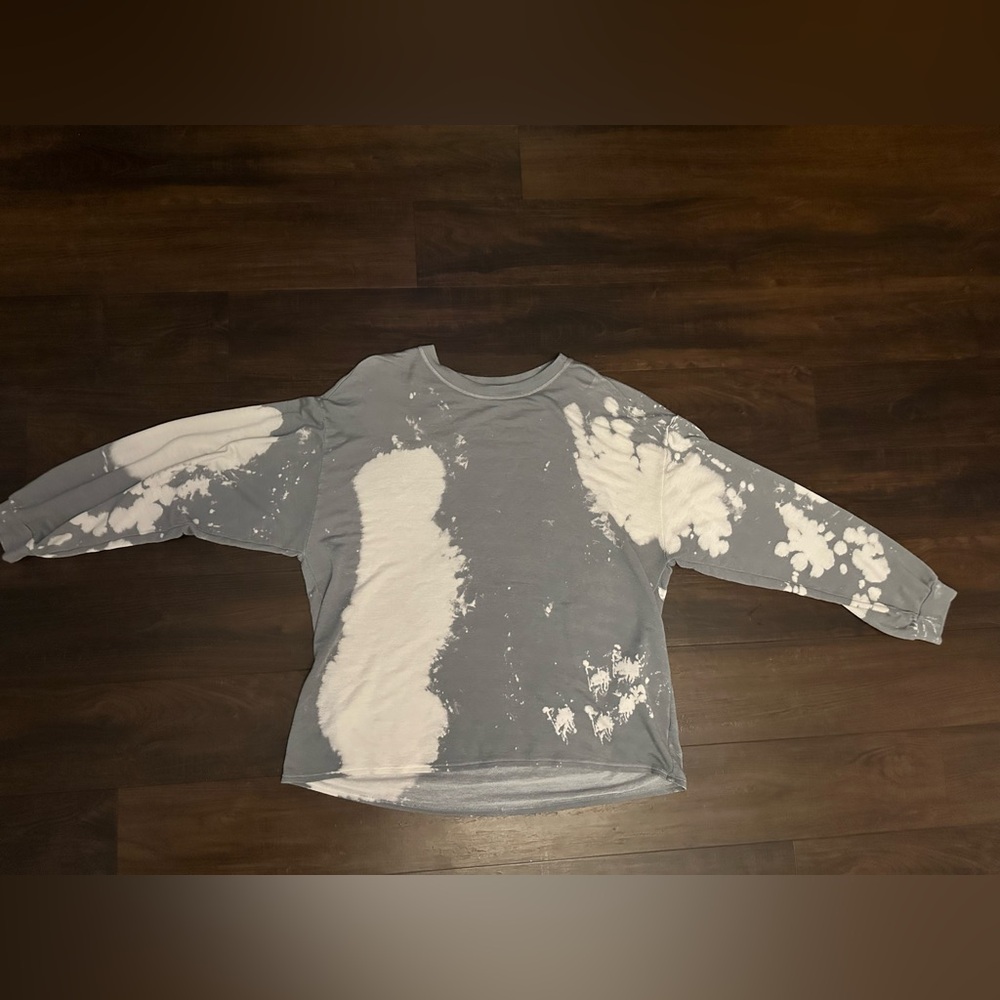 Gray & White Acid Wash Longsleeve
